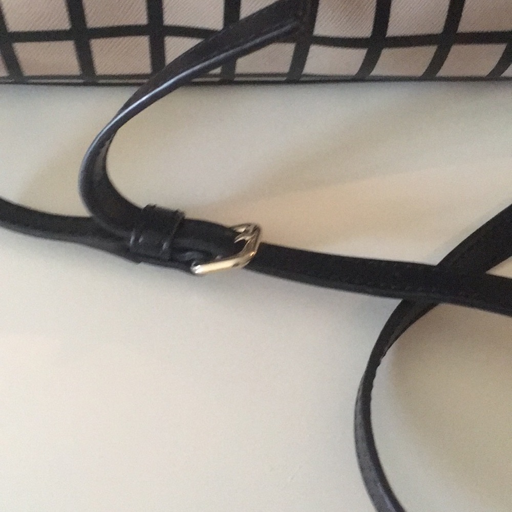 Authentic ♠️Kate Spade bag - Picture 7 of 7